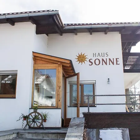 Mit Bergblick Im Haus Sonne *